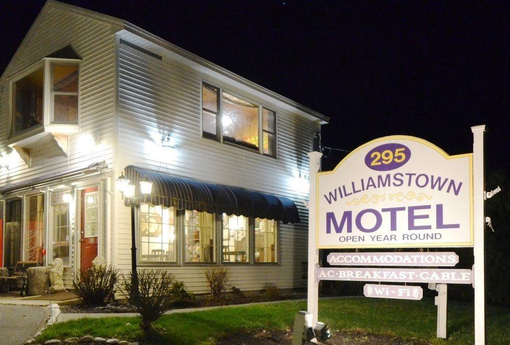 Williamstown Motel Экстерьер фото